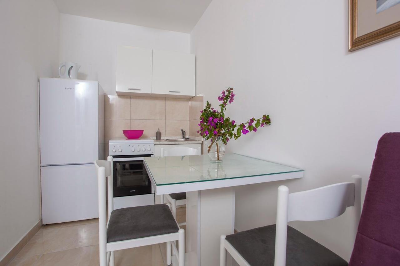Apartments Lara Подгора Екстериор снимка