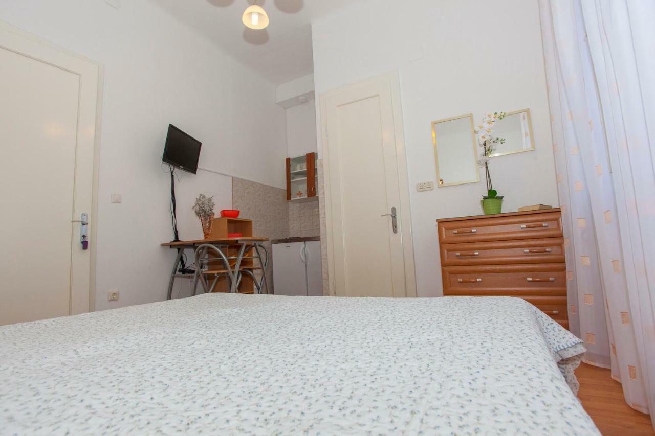 Apartments Lara Подгора Екстериор снимка