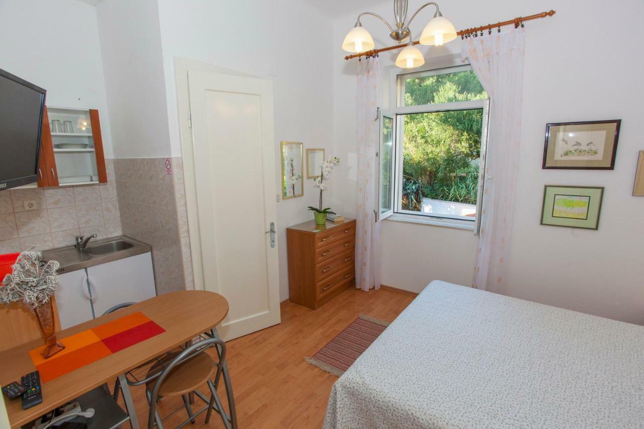 Apartments Lara Подгора Екстериор снимка
