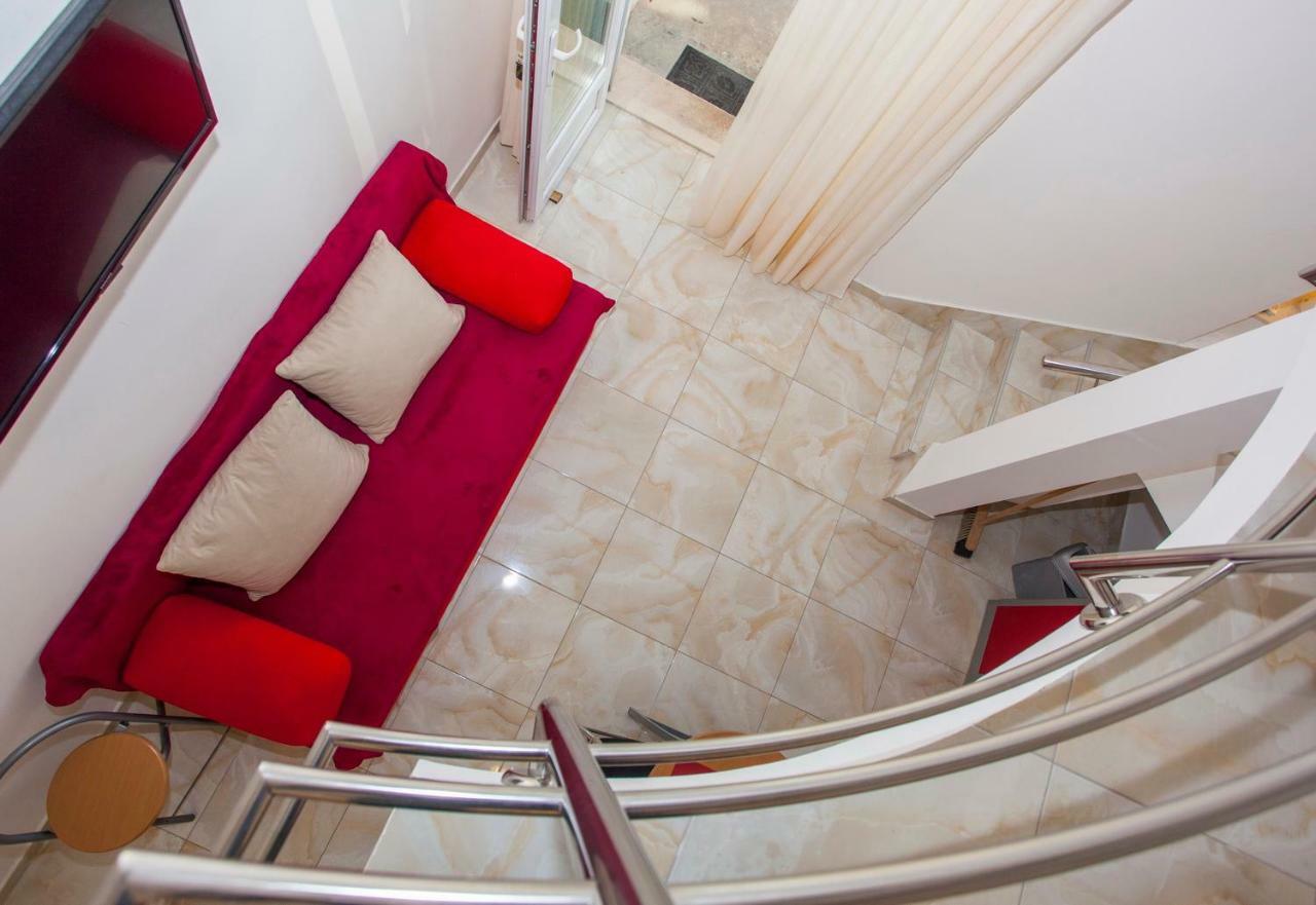 Apartments Lara Подгора Екстериор снимка