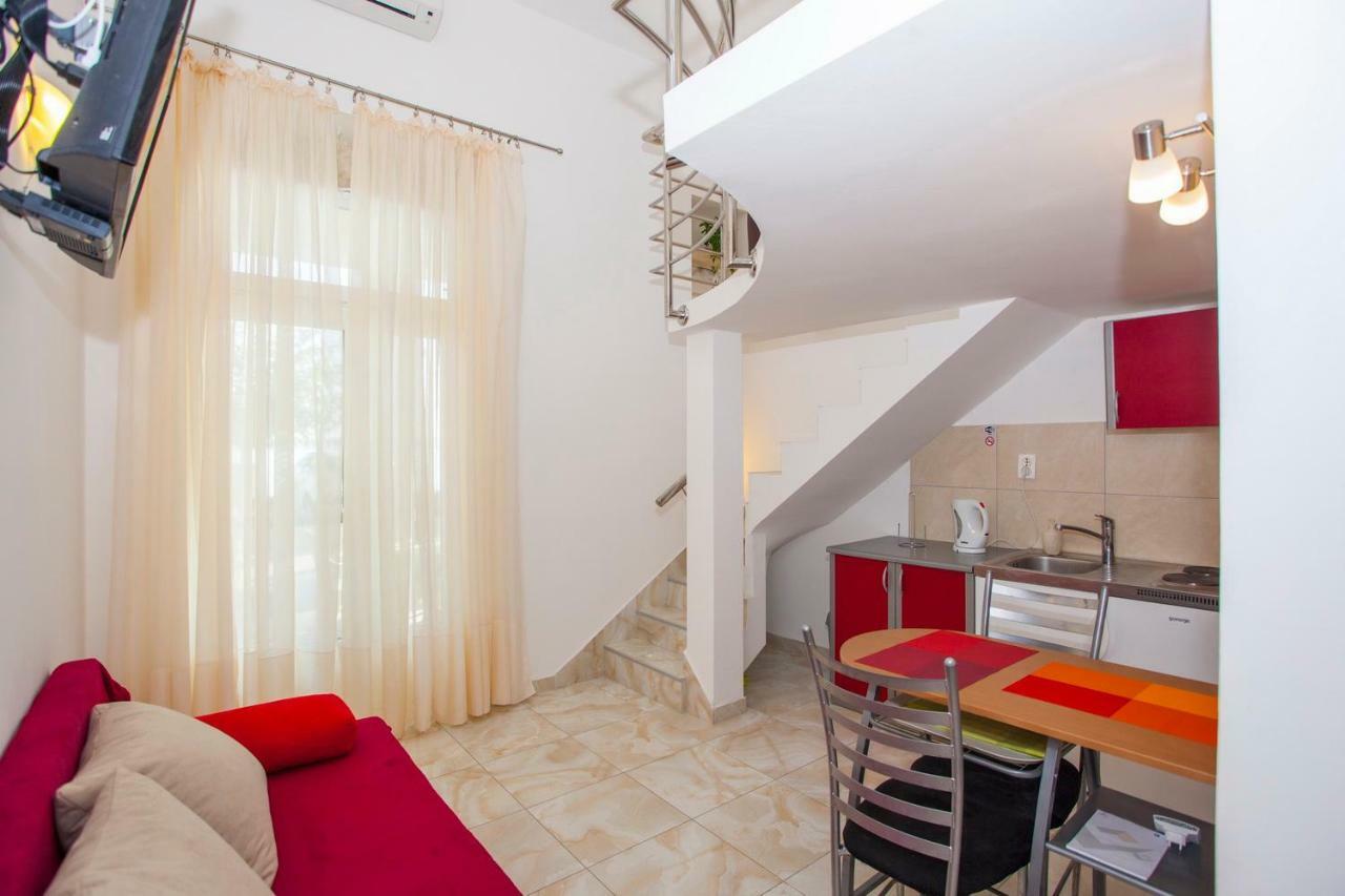 Apartments Lara Подгора Екстериор снимка